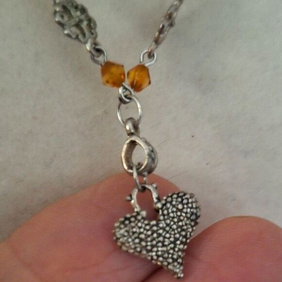 A Women's Delicate Beaded Necklace Pewter Heart Charm Fairy Core - Picture 3 of 9